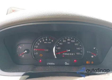 2006 Cadillac Dts Performance из США, поврежденный, VIN 1G6KD57926U225619